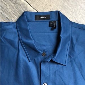 Men’s Casual Fit Button Up